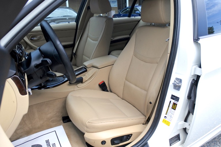 Used 2011 BMW 3 Series 4dr Sdn 328i xDrive AWD SULEV Used 2011 BMW 3 Series 4dr Sdn 328i xDrive AWD SULEV for sale at Metro West Motorcars LLC in Shrewsbury MA 14