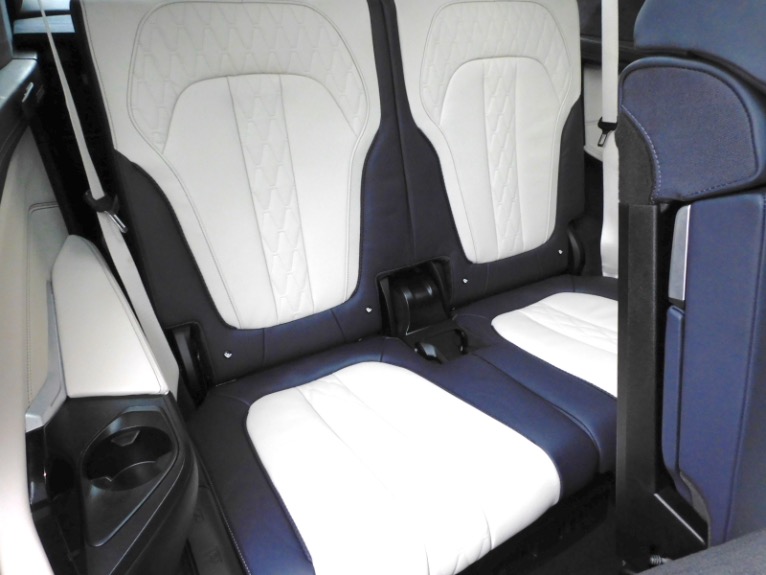 Used 2022 BMW X7 xDrive40i Sports Activity Vehicle Used 2022 BMW X7 xDrive40i Sports Activity Vehicle for sale at Metro West Motorcars LLC in Shrewsbury MA 18