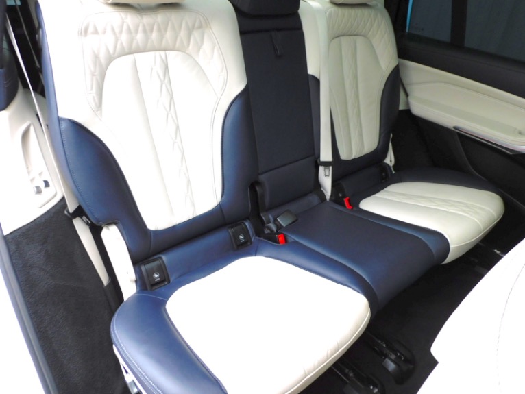 Used 2022 BMW X7 xDrive40i Sports Activity Vehicle Used 2022 BMW X7 xDrive40i Sports Activity Vehicle for sale at Metro West Motorcars LLC in Shrewsbury MA 19