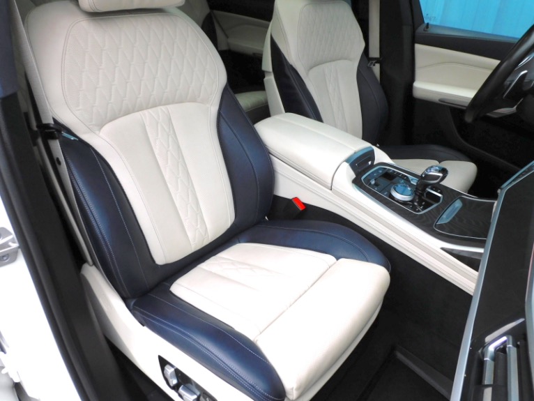 Used 2022 BMW X7 xDrive40i Sports Activity Vehicle Used 2022 BMW X7 xDrive40i Sports Activity Vehicle for sale at Metro West Motorcars LLC in Shrewsbury MA 21