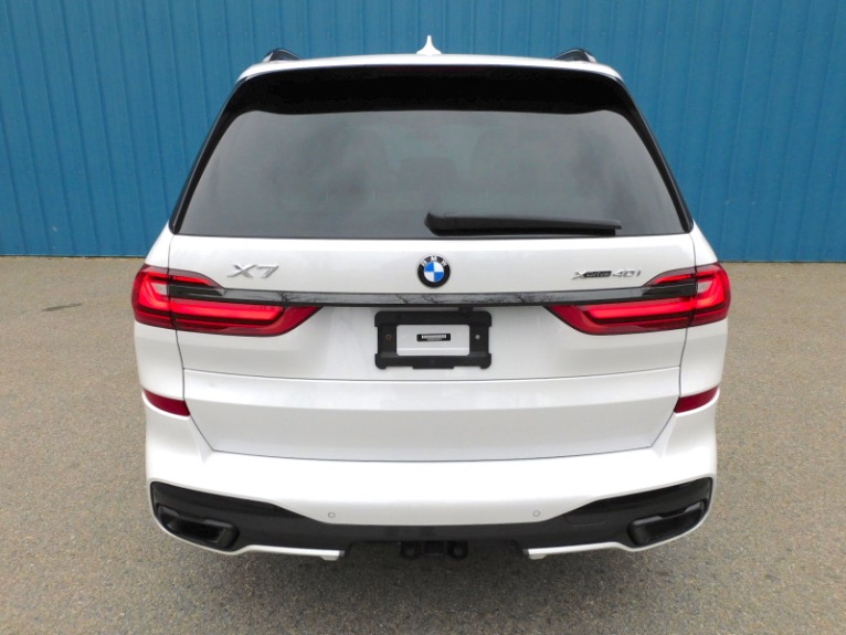 Used 2022 BMW X7 xDrive40i Sports Activity Vehicle Used 2022 BMW X7 xDrive40i Sports Activity Vehicle for sale at Metro West Motorcars LLC in Shrewsbury MA 4