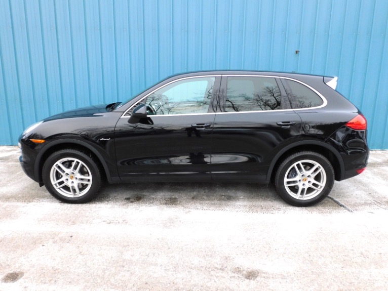 Used 2014 Porsche Cayenne Diesel Platinum Edition Used 2014 Porsche Cayenne Diesel Platinum Edition for sale  at Metro West Motorcars LLC in Shrewsbury MA 2