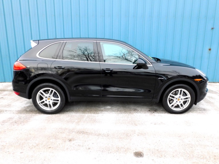 Used 2014 Porsche Cayenne Diesel Platinum Edition Used 2014 Porsche Cayenne Diesel Platinum Edition for sale  at Metro West Motorcars LLC in Shrewsbury MA 6