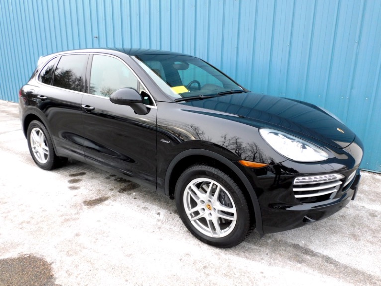 Used 2014 Porsche Cayenne Diesel Platinum Edition Used 2014 Porsche Cayenne Diesel Platinum Edition for sale  at Metro West Motorcars LLC in Shrewsbury MA 7