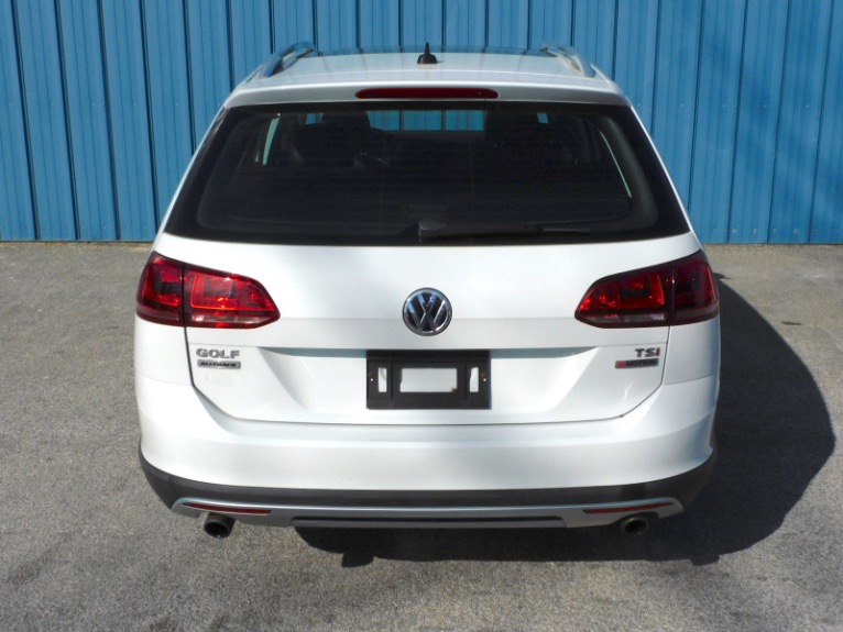 Used 2017 Volkswagen Golf Alltrack 1.8T SEL DSG Used 2017 Volkswagen Golf Alltrack 1.8T SEL DSG for sale at Metro West Motorcars LLC in Shrewsbury MA 4