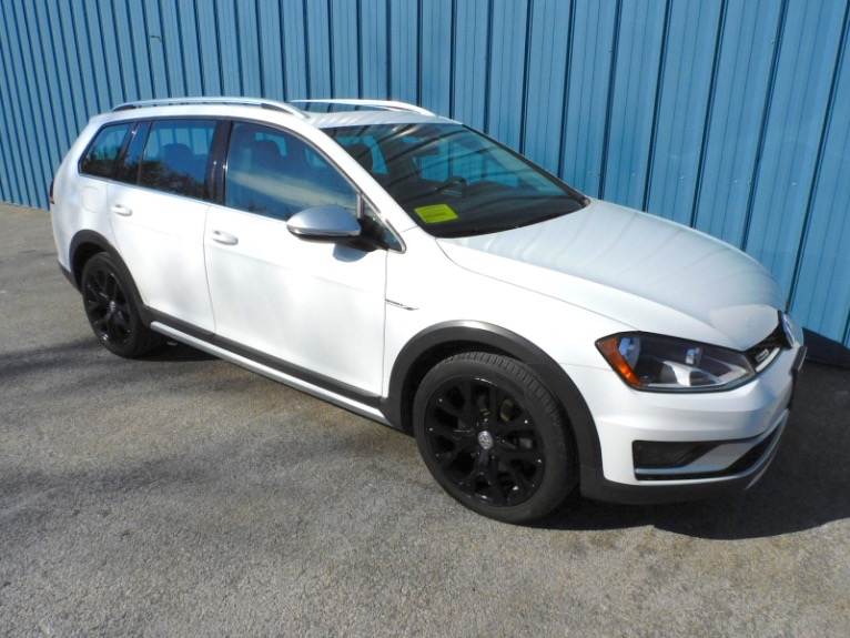Used 2017 Volkswagen Golf Alltrack 1.8T SEL DSG Used 2017 Volkswagen Golf Alltrack 1.8T SEL DSG for sale at Metro West Motorcars LLC in Shrewsbury MA 7