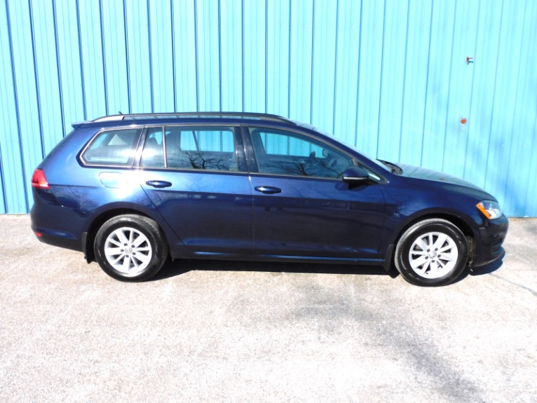 Used 2017 Volkswagen Golf Sportwagen 1.8T S Auto Used 2017 Volkswagen Golf Sportwagen 1.8T S Auto for sale at Metro West Motorcars LLC in Shrewsbury MA 7
