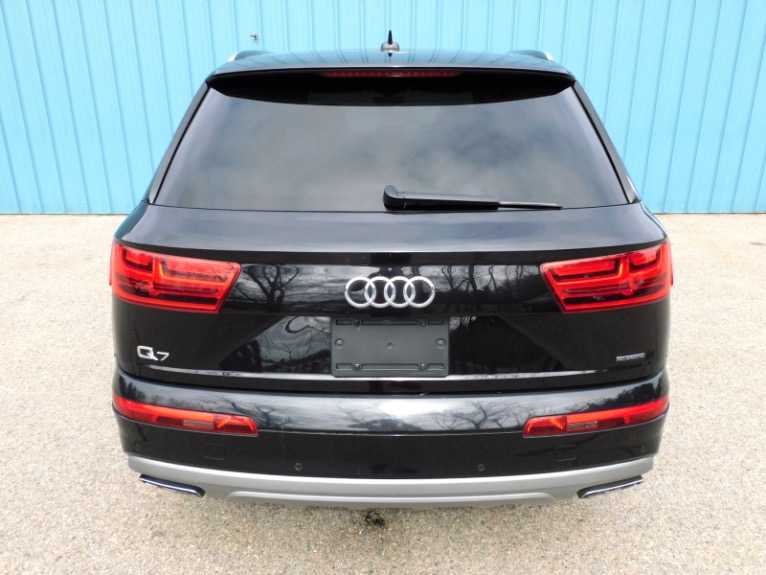 Used 2018 Audi Q7 2.0 TFSI Premium Plus Used 2018 Audi Q7 2.0 TFSI Premium Plus for sale  at Metro West Motorcars LLC in Shrewsbury MA 4