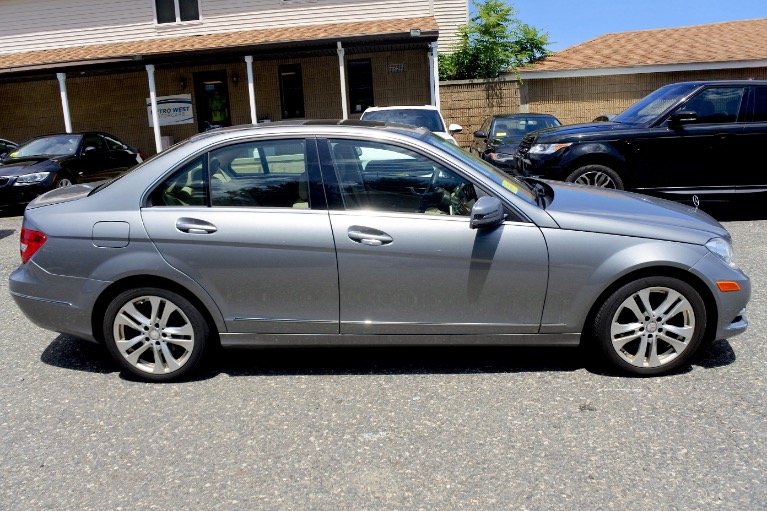 Used 2013 Mercedes-Benz C-class C300 Luxury 4MATIC Used 2013 Mercedes-Benz C-class C300 Luxury 4MATIC for sale  at Metro West Motorcars LLC in Shrewsbury MA 6