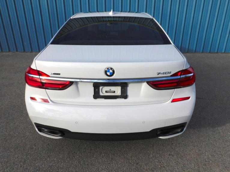 Used 2019 BMW 7 Series 740i xDrive Sedan Used 2019 BMW 7 Series 740i xDrive Sedan for sale  at Metro West Motorcars LLC in Shrewsbury MA 4