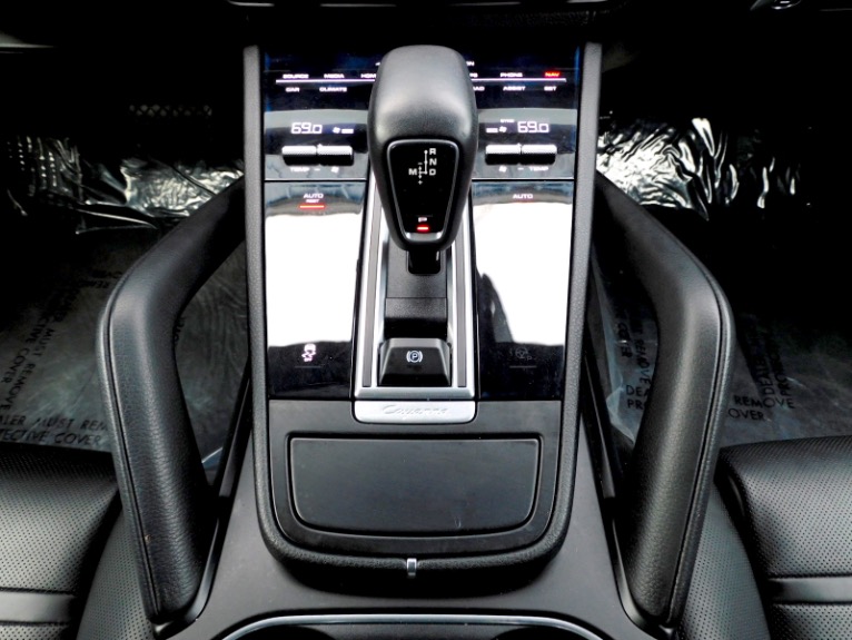 Used 2019 Porsche Cayenne AWD Used 2019 Porsche Cayenne AWD for sale at Metro West Motorcars LLC in Shrewsbury MA 12