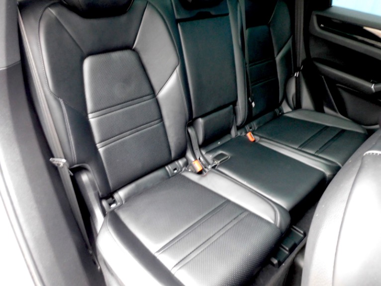 Used 2019 Porsche Cayenne AWD Used 2019 Porsche Cayenne AWD for sale at Metro West Motorcars LLC in Shrewsbury MA 17