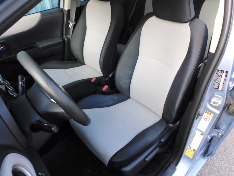 Used 2014 Toyota Yaris 5dr Liftback Auto LE (TMC/CBU Plant) (Natl) Used 2014 Toyota Yaris 5dr Liftback Auto LE (TMC/CBU Plant) (Natl) for sale  at Metro West Motorcars LLC in Shrewsbury MA 6