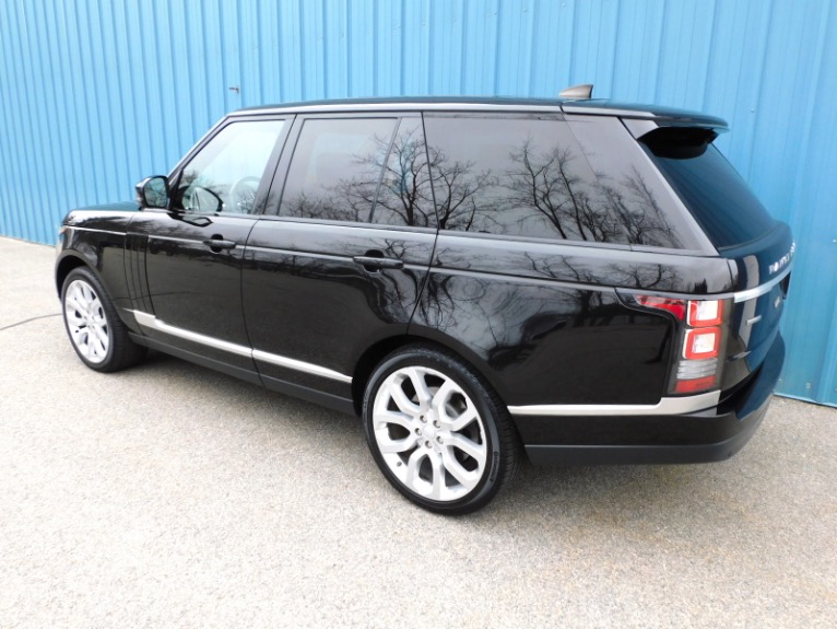 Used 2017 Land Rover Range Rover V8 Supercharged SWB Used 2017 Land Rover Range Rover V8 Supercharged SWB for sale  at Metro West Motorcars LLC in Shrewsbury MA 3