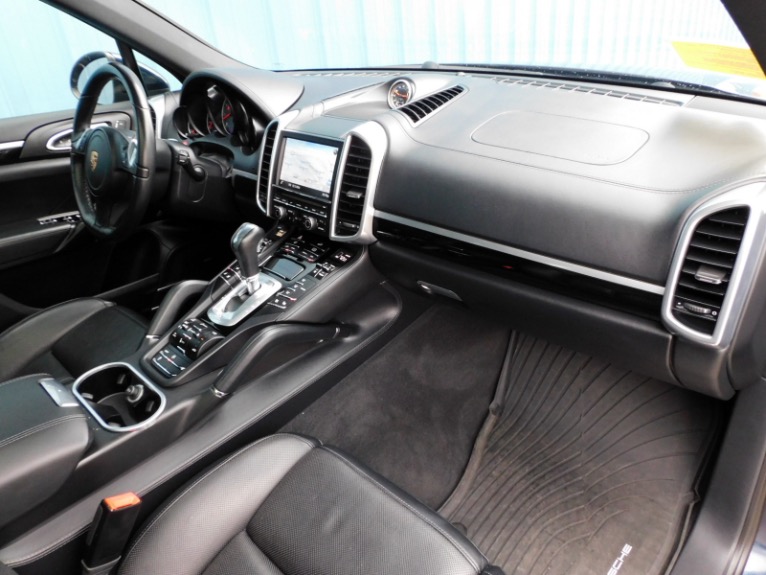 Used 2014 Porsche Cayenne S AWD Used 2014 Porsche Cayenne S AWD for sale at Metro West Motorcars LLC in Shrewsbury MA 20