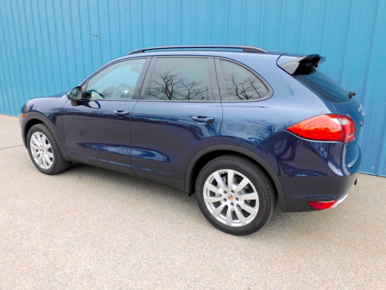 Used 2014 Porsche Cayenne S AWD Used 2014 Porsche Cayenne S AWD for sale at Metro West Motorcars LLC in Shrewsbury MA 3