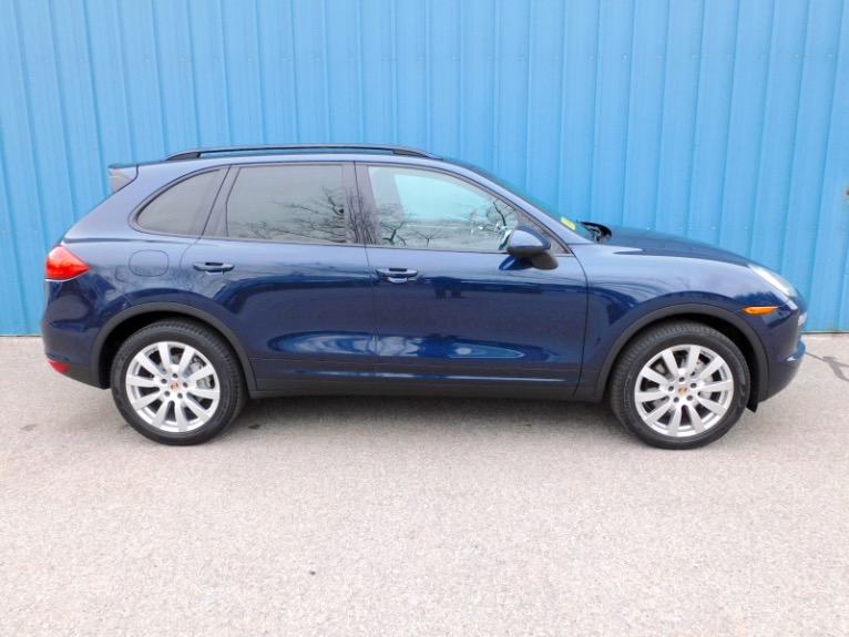 Used 2014 Porsche Cayenne S AWD Used 2014 Porsche Cayenne S AWD for sale at Metro West Motorcars LLC in Shrewsbury MA 6
