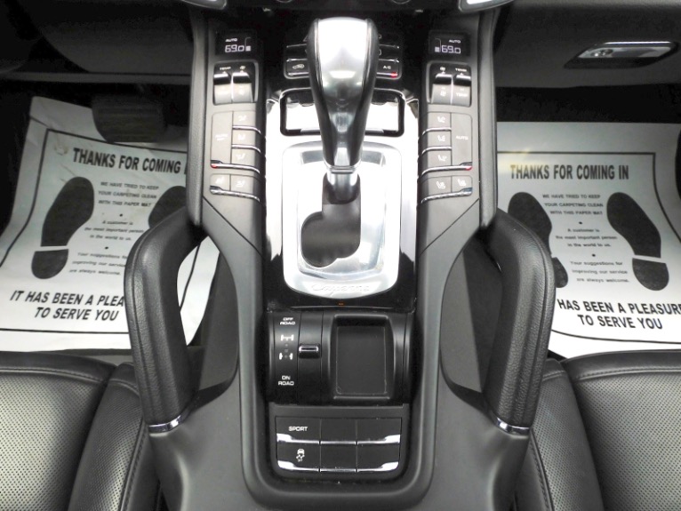 Used 2014 Porsche Cayenne Diesel Platinum Edition Used 2014 Porsche Cayenne Diesel Platinum Edition for sale at Metro West Motorcars LLC in Shrewsbury MA 12