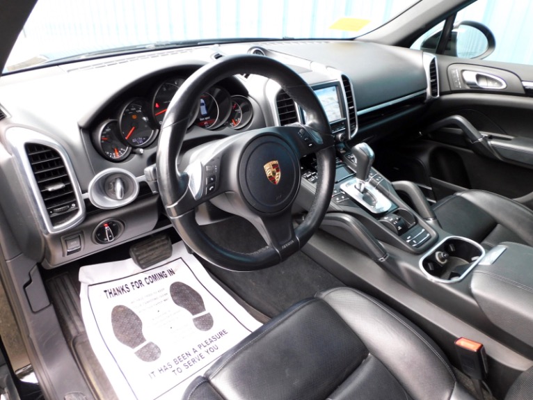 Used 2014 Porsche Cayenne Diesel Platinum Edition Used 2014 Porsche Cayenne Diesel Platinum Edition for sale at Metro West Motorcars LLC in Shrewsbury MA 13