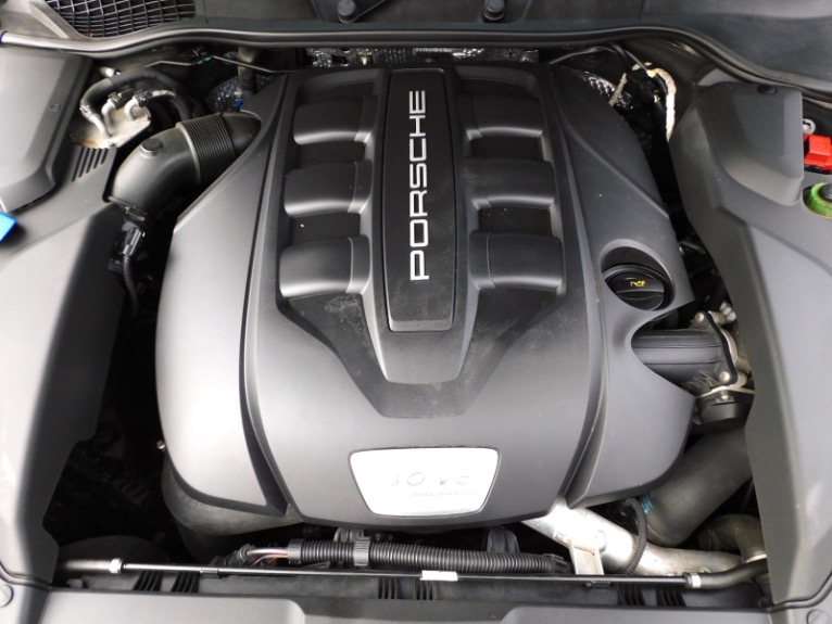 Used 2014 Porsche Cayenne Diesel Platinum Edition Used 2014 Porsche Cayenne Diesel Platinum Edition for sale at Metro West Motorcars LLC in Shrewsbury MA 22