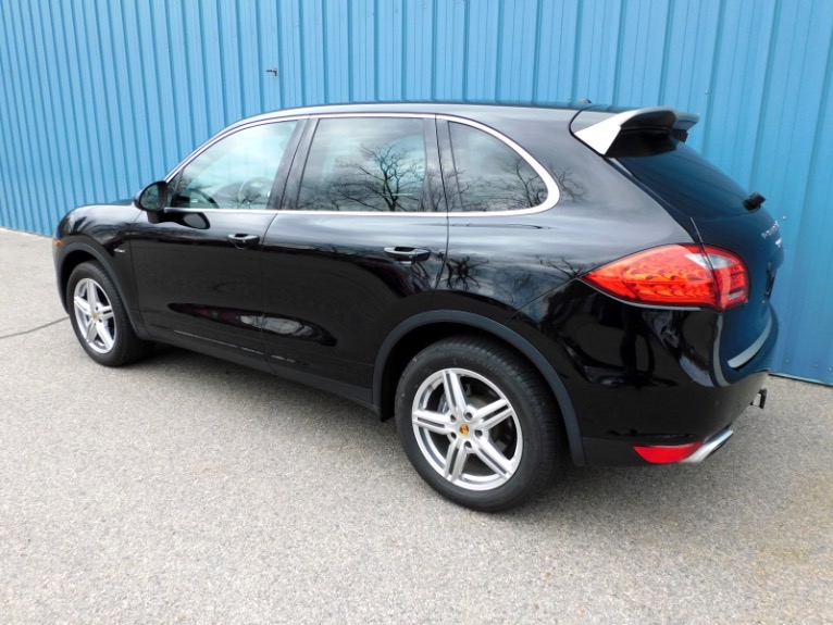 Used 2014 Porsche Cayenne Diesel Platinum Edition Used 2014 Porsche Cayenne Diesel Platinum Edition for sale at Metro West Motorcars LLC in Shrewsbury MA 3