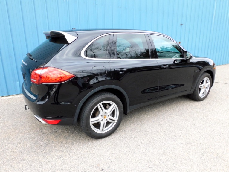 Used 2014 Porsche Cayenne Diesel Platinum Edition Used 2014 Porsche Cayenne Diesel Platinum Edition for sale at Metro West Motorcars LLC in Shrewsbury MA 5