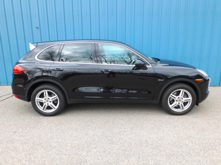 Used 2014 Porsche Cayenne Diesel Platinum Edition Used 2014 Porsche Cayenne Diesel Platinum Edition for sale at Metro West Motorcars LLC in Shrewsbury MA 6