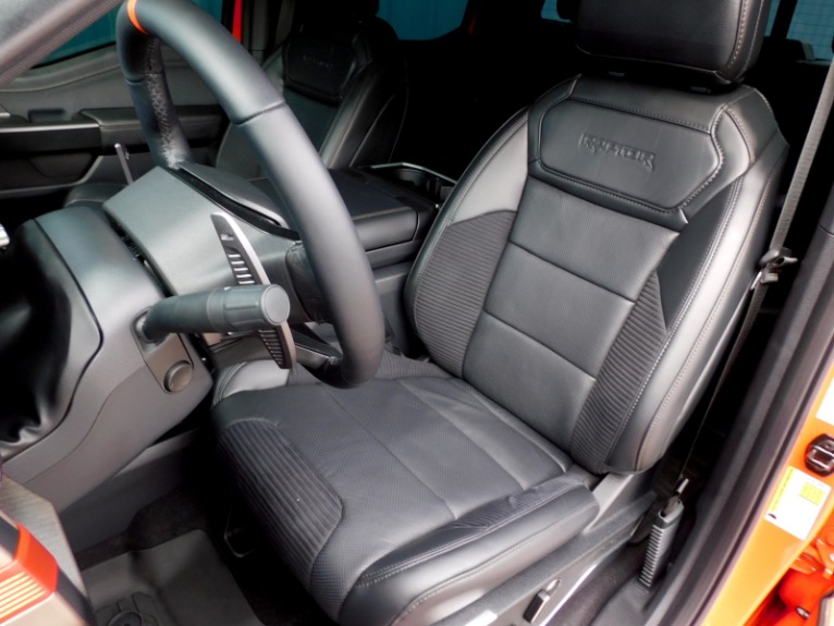 Used 2023 Ford F-150 Raptor 4WD SuperCrew 5.5'' Box Used 2023 Ford F-150 Raptor 4WD SuperCrew 5.5'' Box for sale at Metro West Motorcars LLC in Shrewsbury MA 14