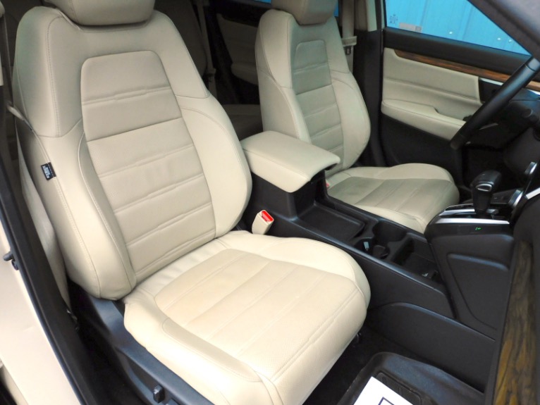 Used 2018 Honda Cr-v Touring AWD Used 2018 Honda Cr-v Touring AWD for sale at Metro West Motorcars LLC in Shrewsbury MA 19