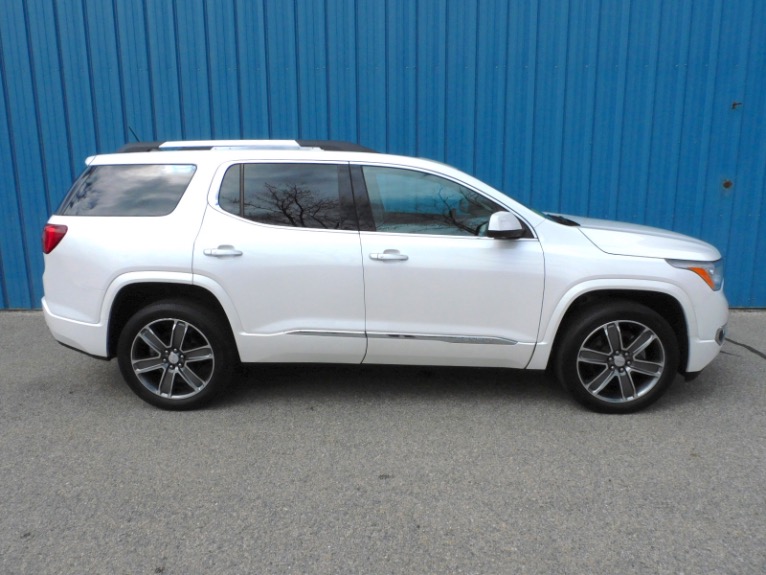 Used 2017 GMC Acadia Denali AWD Used 2017 GMC Acadia Denali AWD for sale  at Metro West Motorcars LLC in Shrewsbury MA 8