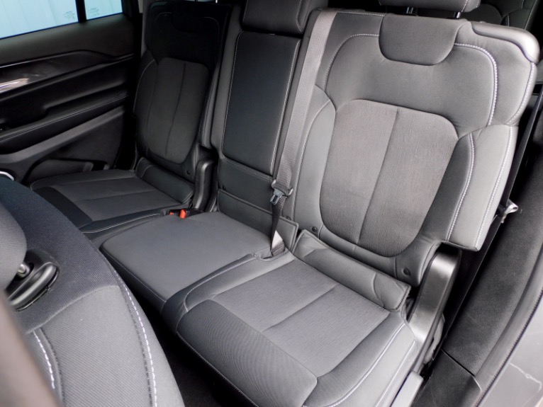 Used 2021 Jeep Grand Cherokee l Laredo 4x4 Used 2021 Jeep Grand Cherokee l Laredo 4x4 for sale at Metro West Motorcars LLC in Shrewsbury MA 16