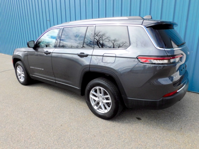 Used 2021 Jeep Grand Cherokee l Laredo 4x4 Used 2021 Jeep Grand Cherokee l Laredo 4x4 for sale at Metro West Motorcars LLC in Shrewsbury MA 3