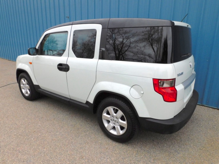 Used 2010 Honda Element 4WD 5dr Auto EX w/Navi Used 2010 Honda Element 4WD 5dr Auto EX w/Navi for sale  at Metro West Motorcars LLC in Shrewsbury MA 3