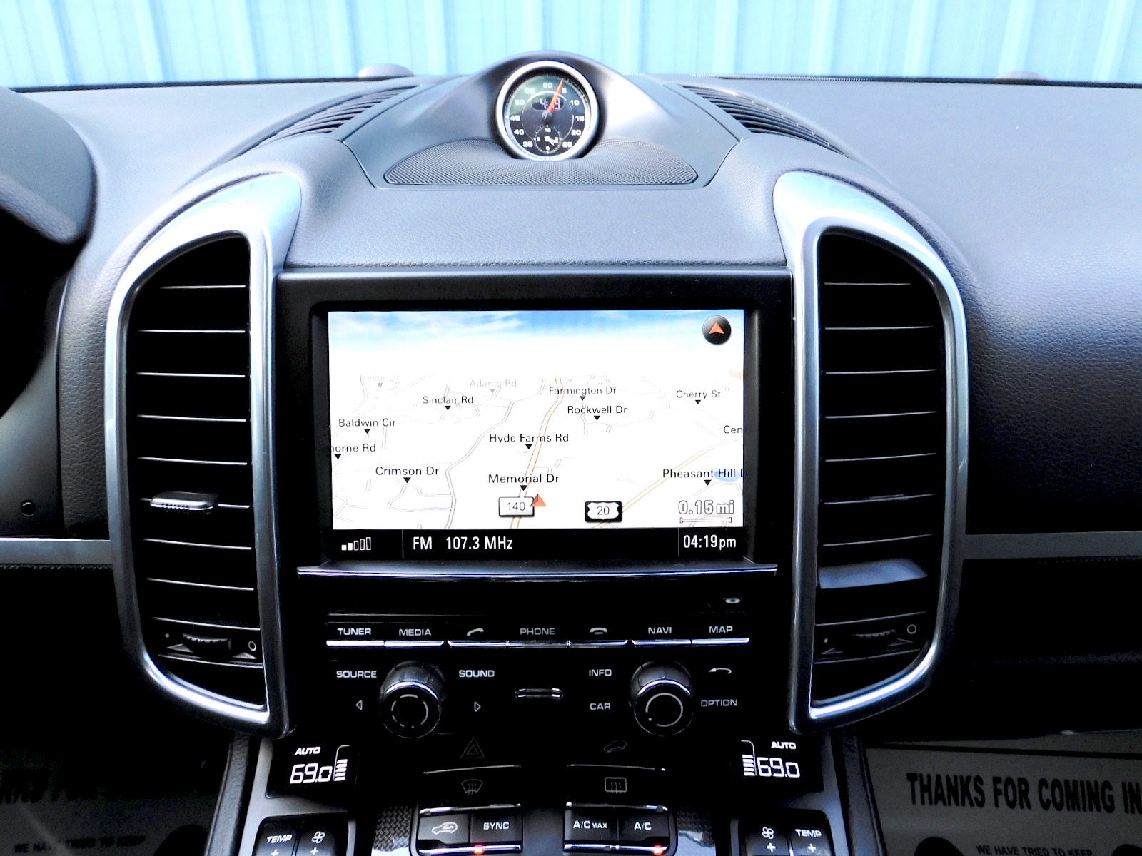 2014 Porsche Cayenne GTS photo 12
