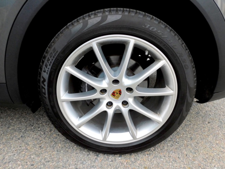 Used 2020 Porsche Cayenne AWD Used 2020 Porsche Cayenne AWD for sale  at Metro West Motorcars LLC in Shrewsbury MA 20