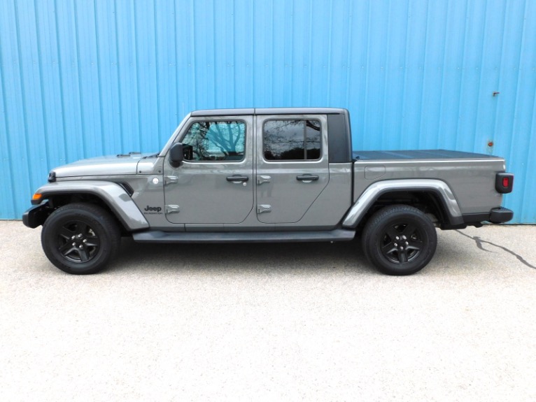 Used 2021 Jeep Gladiator Willys 4x4 Used 2021 Jeep Gladiator Willys 4x4 for sale  at Metro West Motorcars LLC in Shrewsbury MA 2