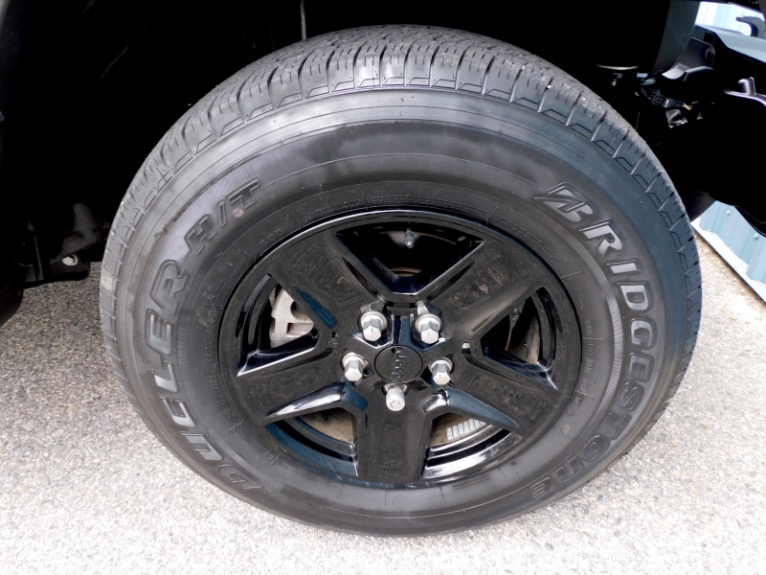 Used 2021 Jeep Gladiator Willys 4x4 Used 2021 Jeep Gladiator Willys 4x4 for sale  at Metro West Motorcars LLC in Shrewsbury MA 28