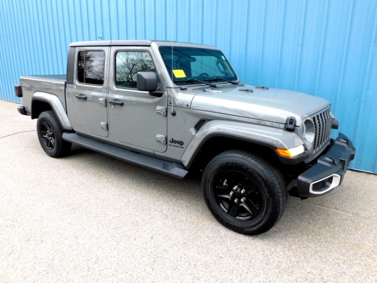 Used 2021 Jeep Gladiator Willys 4x4 Used 2021 Jeep Gladiator Willys 4x4 for sale  at Metro West Motorcars LLC in Shrewsbury MA 7