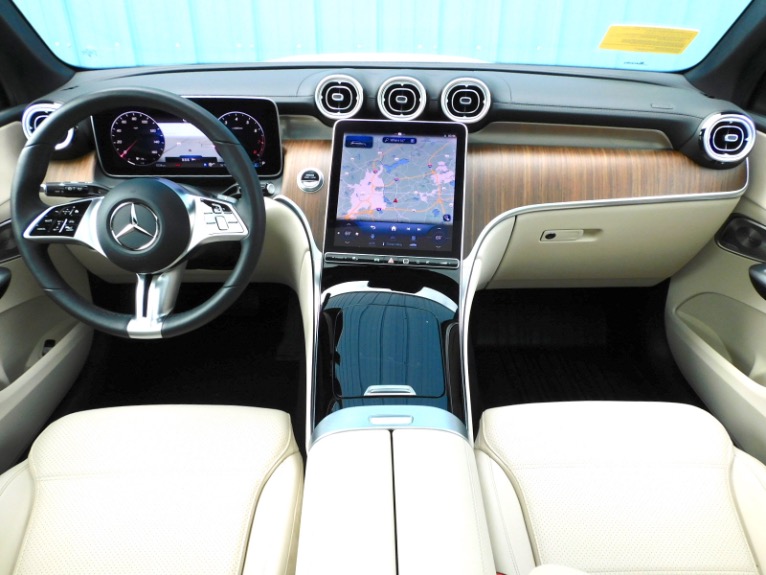 Used 2023 Mercedes-Benz Glc GLC 300 4MATIC SUV Used 2023 Mercedes-Benz Glc GLC 300 4MATIC SUV for sale at Metro West Motorcars LLC in Shrewsbury MA 9