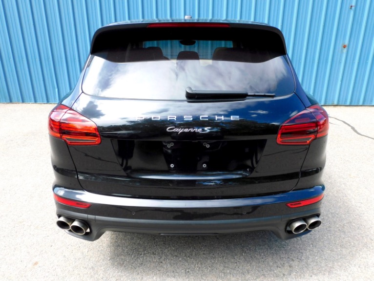 Used 2017 Porsche Cayenne S AWD Used 2017 Porsche Cayenne S AWD for sale  at Metro West Motorcars LLC in Shrewsbury MA 4