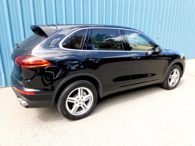 Used 2017 Porsche Cayenne S AWD Used 2017 Porsche Cayenne S AWD for sale  at Metro West Motorcars LLC in Shrewsbury MA 5