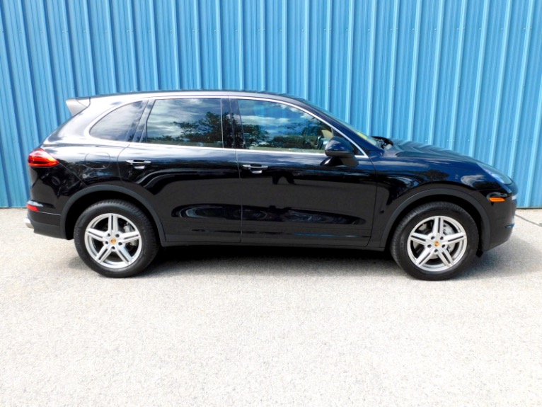 Used 2017 Porsche Cayenne S AWD Used 2017 Porsche Cayenne S AWD for sale  at Metro West Motorcars LLC in Shrewsbury MA 6