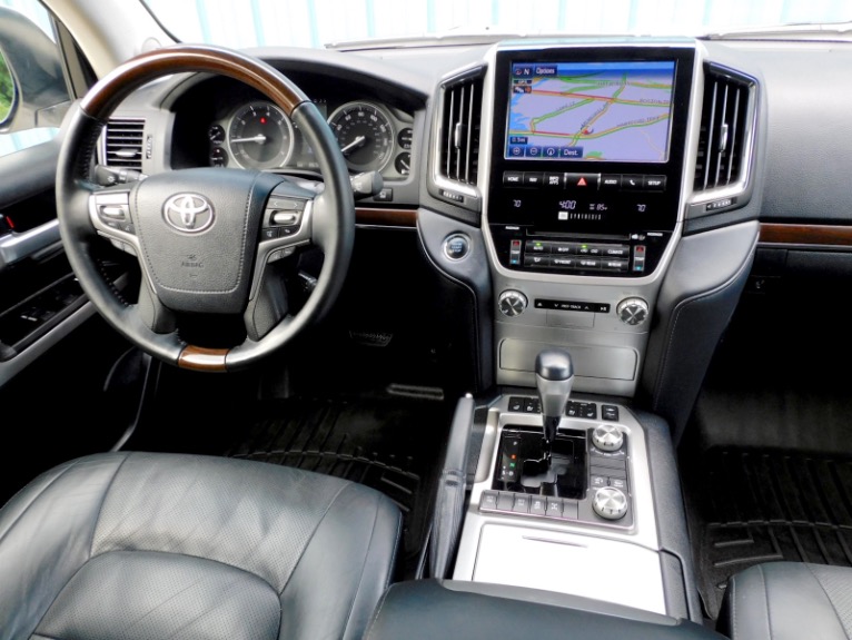 Used 2019 Toyota Land Cruiser 4WD (Natl) Used 2019 Toyota Land Cruiser 4WD (Natl) for sale  at Metro West Motorcars LLC in Shrewsbury MA 10