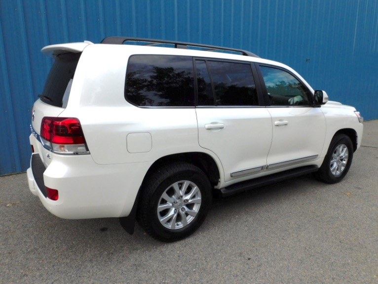 Used 2019 Toyota Land Cruiser 4WD (Natl) Used 2019 Toyota Land Cruiser 4WD (Natl) for sale  at Metro West Motorcars LLC in Shrewsbury MA 5