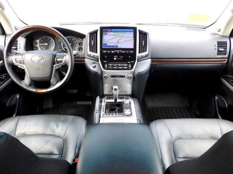 Used 2019 Toyota Land Cruiser 4WD (Natl) Used 2019 Toyota Land Cruiser 4WD (Natl) for sale  at Metro West Motorcars LLC in Shrewsbury MA 9
