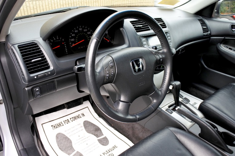 Used 2005 Honda Accord Sdn EX-L Used 2005 Honda Accord Sdn EX-L for sale  at Metro West Motorcars LLC in Shrewsbury MA 13