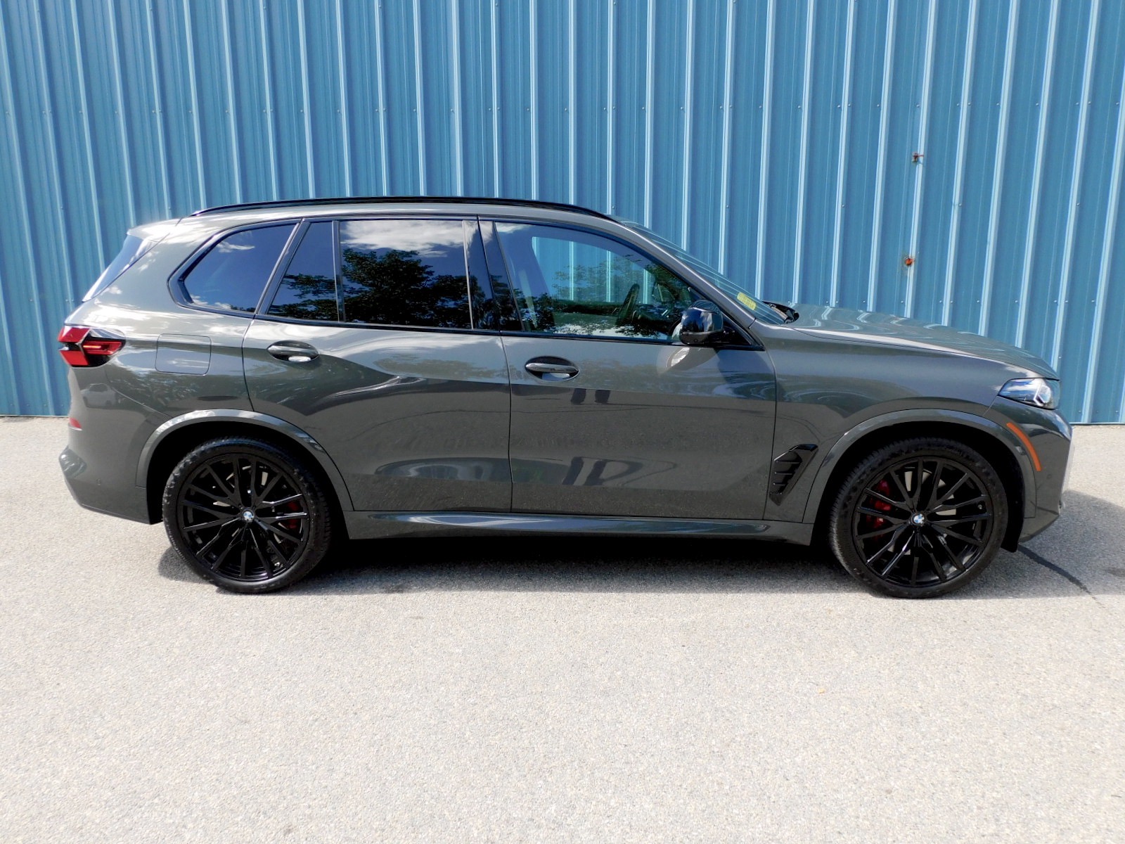 Used 2025 BMW X5 M60i Sports Activity Vehicle For Sale (89,800) Metro West Motorcars LLC