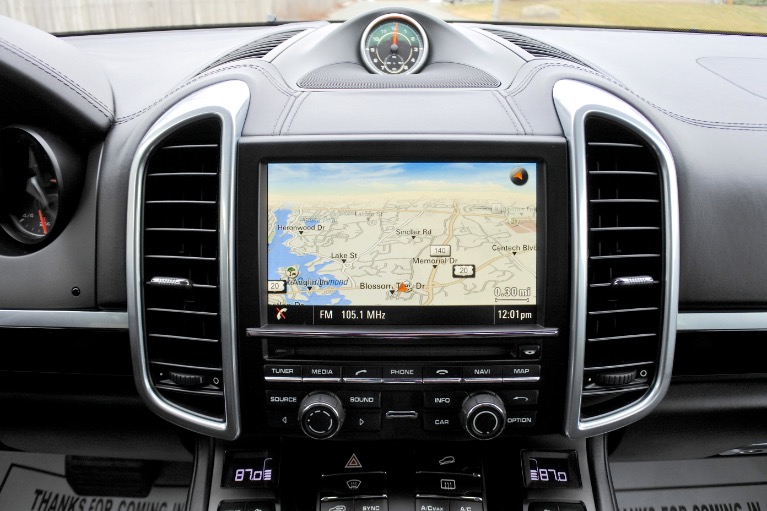 Used 2014 Porsche Cayenne AWD Used 2014 Porsche Cayenne AWD for sale at Metro West Motorcars LLC in Shrewsbury MA 11