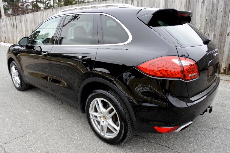 Used 2014 Porsche Cayenne AWD Used 2014 Porsche Cayenne AWD for sale at Metro West Motorcars LLC in Shrewsbury MA 3