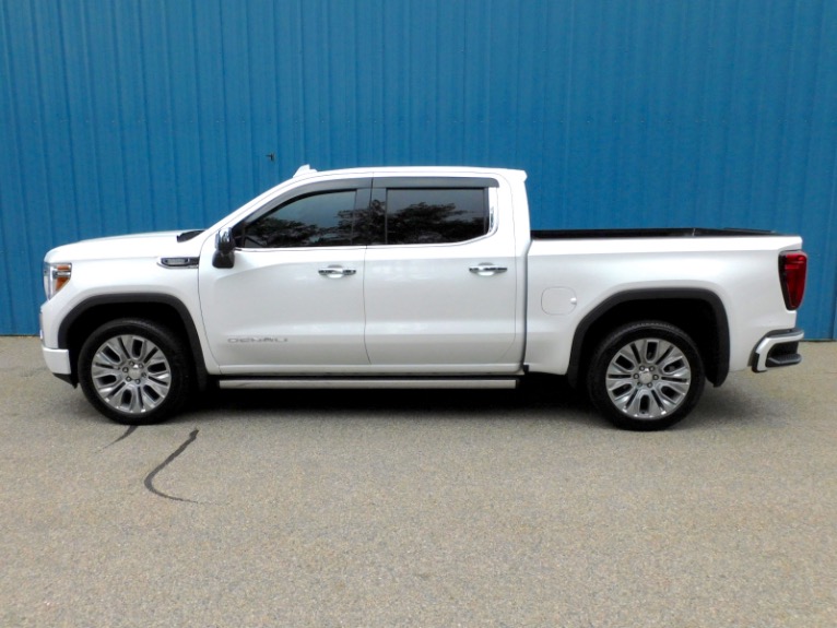 Used 2021 GMC Sierra 1500 4WD Crew Cab 147 Denali Used 2021 GMC Sierra 1500 4WD Crew Cab 147 Denali for sale at Metro West Motorcars LLC in Shrewsbury MA 2